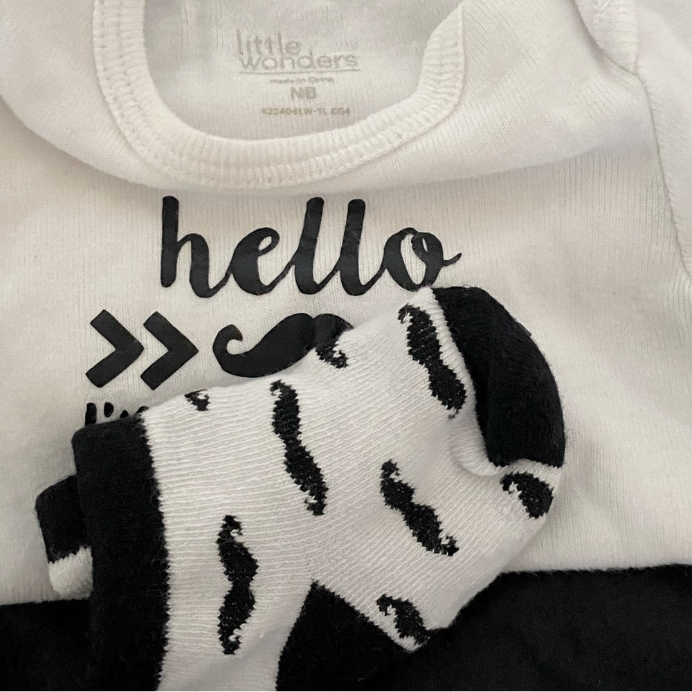 FEELING SPUNKY THEN THIS FUNNY NEWBORN SHORT SLEEVE ONESIE & SOCKS ARE FOR YOU! - Picture 2 of 3